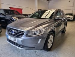 Gris / plata Usado 2016 Volvo XC60 Momentum SUV | 12.990 € (Precio justo)