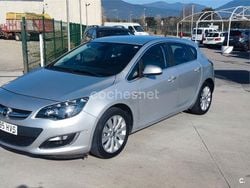 Plata Usado 2014 Opel Astra Sportive Utilitario | 9490 € (Caro)