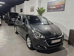 Gris Usado 2016 Peugeot 208 Active Utilitario | 7400 € (Precio justo)