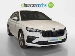 Blanco Nuevo 2025 Skoda Scala Utilitario | 25.990 € (Precio justo)