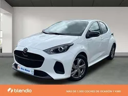 Blanco Nuevo 2025 Mazda 2 Exclusive-Line Berlina | 23.000 € (Precio justo)