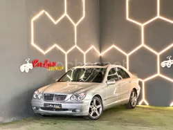 Gris / plata Usado 2001 Mercedes C270 Avantgarde Berlina | 5000 € (Precio justo)
