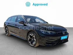 Negro Nuevo 2025 VW Passat R-line Familiar | 45.900 € (Un poco caro)