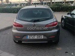 Gris / plata Usado 2006 Alfa Romeo 147 Distinctive Utilitario | 2500 € (Precio justo)
