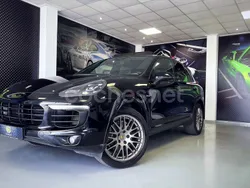 Negro Usado 2015 Porsche Cayenne SUV | 38.000 € (Precio justo)