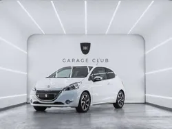 Blanco Usado 2013 Peugeot 208 Allure Utilitario | 8099 € (Precio justo)