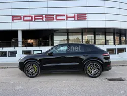 Negro Usado 2023 Porsche Cayenne Platinum Edition SUV | 88.000 € (Super precio)