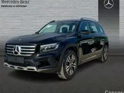 Negro Nuevo 2024 Mercedes GLB200 SUV | 44.300 €