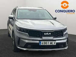 Gris Usado 2023 Kia Sorento SUV | 41.490 € (Precio justo)