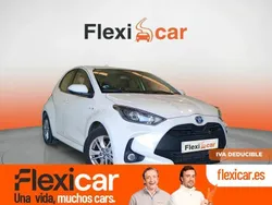 Blanco Usado 2020 Toyota Yaris Hybrid Active Berlina | 15.290 € (Buen precio)
