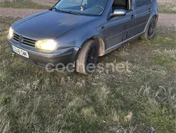 Gris / plata Usado 2003 VW Golf IV Conceptline Berlina | 2300 € (Buen precio)