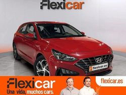Rojo Usado 2024 Hyundai i30 Berlina | 18.990 € (Precio justo)