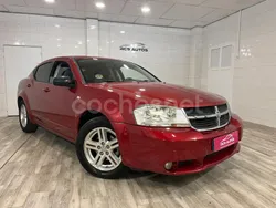 Granate Usado 2008 Dodge Avenger SXT Berlina | 6500 €