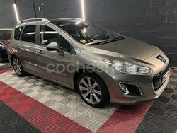 Beige Usado 2011 Peugeot 308 Premium Familiar | 6490 € (Precio justo)