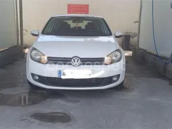 Blanco Usado 2011 VW Golf VI Berlina | 7999 € (Precio justo)