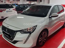 Blanco Usado 2020 Peugeot 208 Allure Utilitario | 10.200 € (Precio justo)