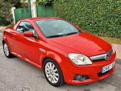 Rojo Usado 2004 Opel Tigra Edition Descapotable | 3750 € (Precio justo)
