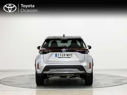 Gris Usado 2023 Toyota Yaris Cross SUV | 25.950 € (Precio justo)