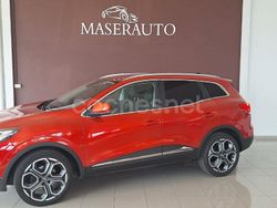 Rojo Usado 2016 Renault Kadjar Zen SUV | 15.500 € (Un poco caro)