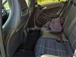 Gris / plata Usado 2015 Mercedes A180 Urban Berlina | 11.290 € (Precio justo)