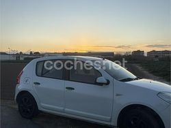 Blanco Usado 2010 Dacia Sandero Base Utilitario | 3800 € (Precio justo)