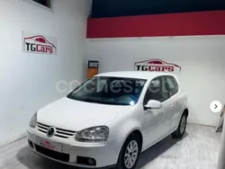 Blanco Usado 2007 VW Golf V Highline Berlina | 3890 € (Buen precio)