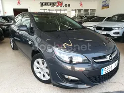 Gris / plata Usado 2015 Opel Astra Excellence Berlina | 7900 € (Precio justo)