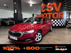 Rojo Usado 2021 Skoda Octavia Ambition Berlina | 17.450 € (Precio justo)