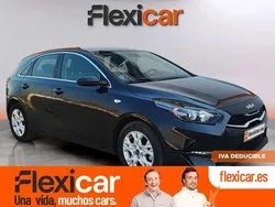 Negro Usado 2023 Kia Ceed 2 Berlina | 16.690 € (Un poco caro)