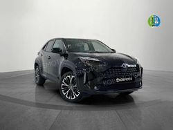 Negro Nuevo 2025 Toyota Yaris Hybrid Style | 29.150 € (Un poco caro)