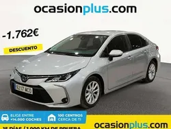 Gris Usado 2022 Toyota Corolla Business Edition Berlina | 17.273 € (Precio justo)