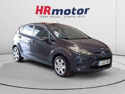 Gris Usado 2011 Ford Fiesta Trend Utilitario | 6640 € (Precio justo)