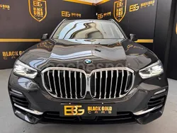 Gris / plata Usado 2021 BMW X5 Comfort Edition SUV | 34.990 € (Super precio)