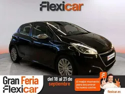 Negro Usado 2019 Peugeot 208 Active Utilitario | 8090 € (Buen precio)