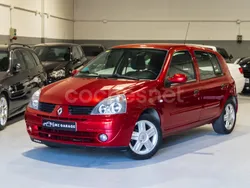 Rojo Usado 2006 Renault Clio II Berlina | 3990 € (Precio justo)