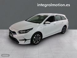 Blanco Usado 2025 Kia Ceed Berlina | 23.500 € (Caro)