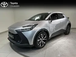 Gris / plata Usado 2024 Toyota C-HR Advance SUV | 29.500 € (Precio justo)