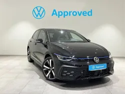 Negro noche Usado 2024 VW Golf VIII GTE Berlina | 43.900 €