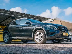 Negro Usado 2016 Mercedes GLA200 Urban SUV | 17.900 € (Precio justo)