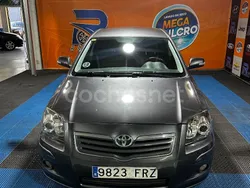 Gris / plata Usado 2008 Toyota Avensis Sol Berlina | 4500 € (Precio justo)