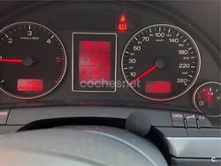 Gris / plata Usado 2005 Audi A4 Berlina | 4800 € (Buen precio)