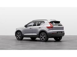 Gris Usado 2024 Volvo XC40 Plus SUV | 43.300 € (Caro)