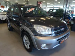 Gris / plata Usado 2006 Toyota RAV4 Sol SUV | 8999 €