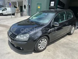 Negro Usado 2005 VW Golf IV Highline Berlina | 4990 € (Precio justo)