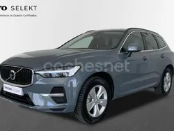 Gris / plata Usado 2024 Volvo XC60 Core SUV | 41.900 € (Precio justo)