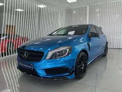 Azul Usado 2013 Mercedes A180 AMG line Utilitario | 17.990 € (Caro)