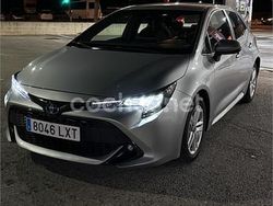 Gris / plata Usado 2022 Toyota Corolla Active Berlina | 20.499 € (Precio justo)