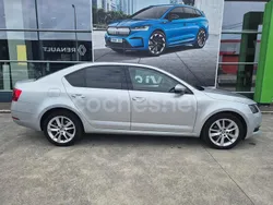 Gris / plata Usado 2018 Skoda Octavia Style Berlina | 16.700 € (Un poco caro)