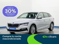 Blanco Usado 2023 Skoda Scala Ambition Utilitario | 14.990 € (Buen precio)