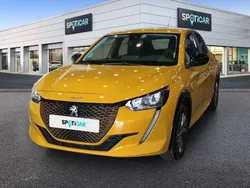 Amarillo Usado 2023 Peugeot e-208 Active Utilitario | 22.990 € (Precio justo)